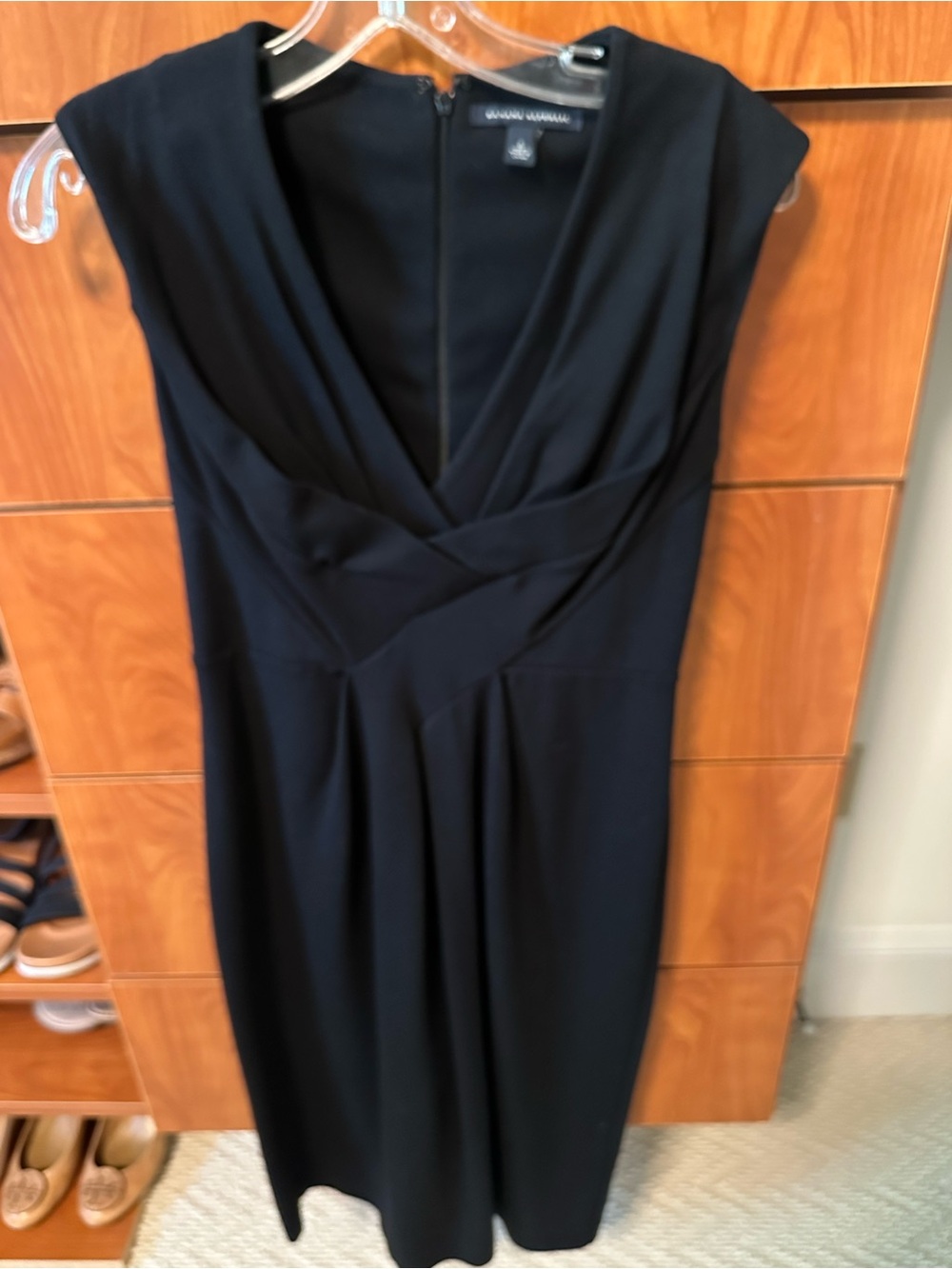Banana Republic Black V-Neck Cap Sleeve Sheath Dress